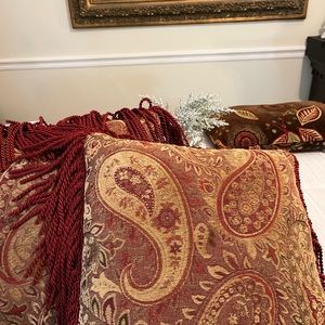 Beautiful pillows with fringes